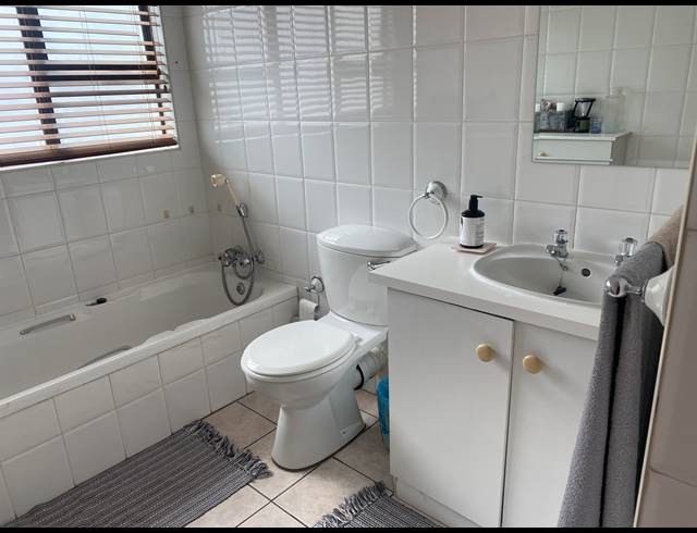 2 BEDROOM TOWNHOUSE FOR SALE IN RIDGEWAY